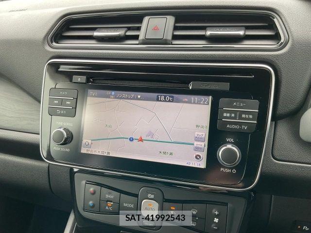 Nissan LEAF 2019-10 8743265-19