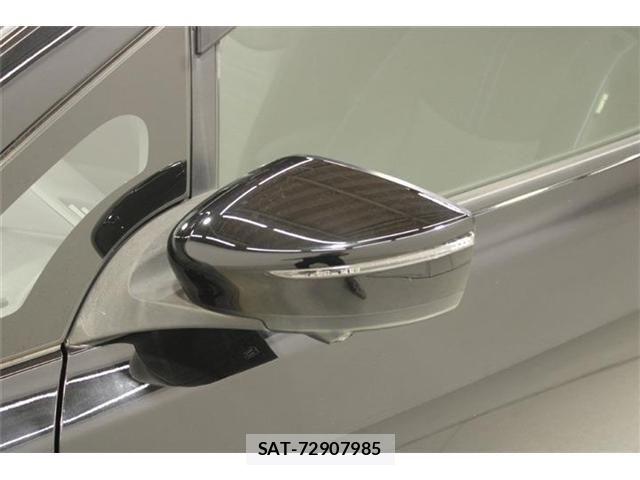 Nissan LEAF 2021-11 8743259-20