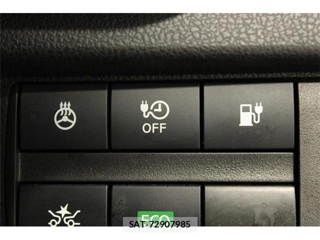 Nissan LEAF 2021-11 8743259-5