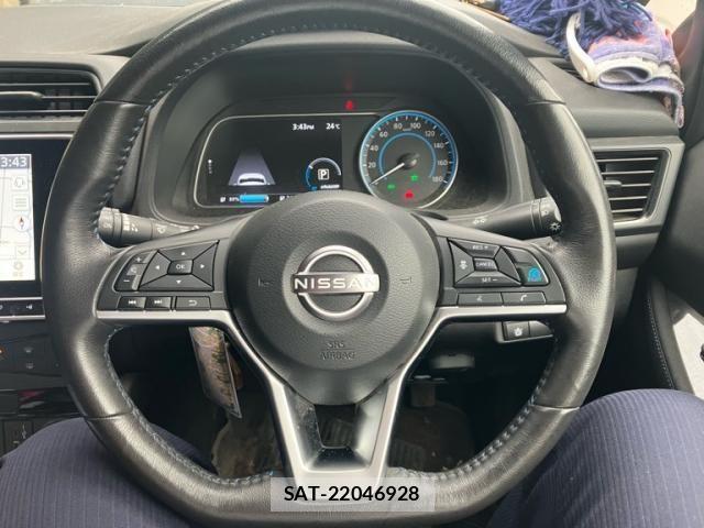 Nissan LEAF 2021-09 8780805-11