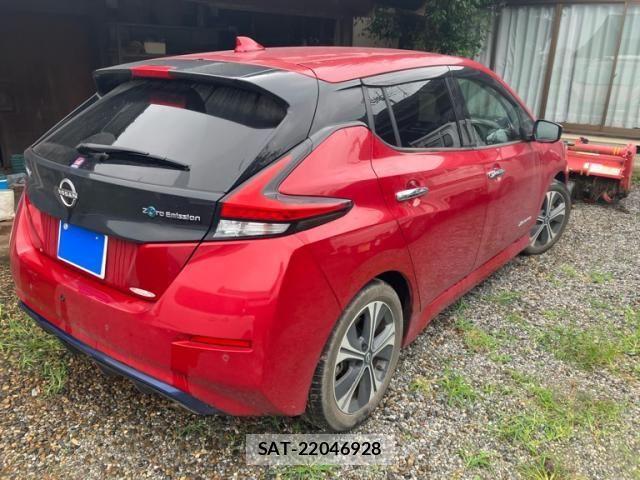 Nissan LEAF 2021-09 8780805-6