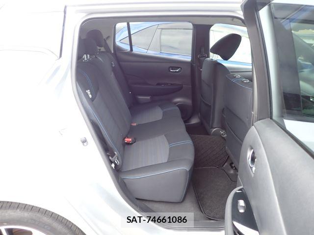 Nissan LEAF 2022-04 8780787-16