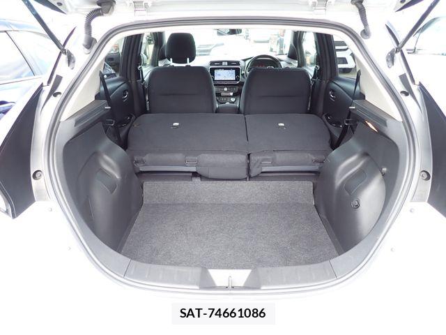 Nissan LEAF 2022-04 8780787-17