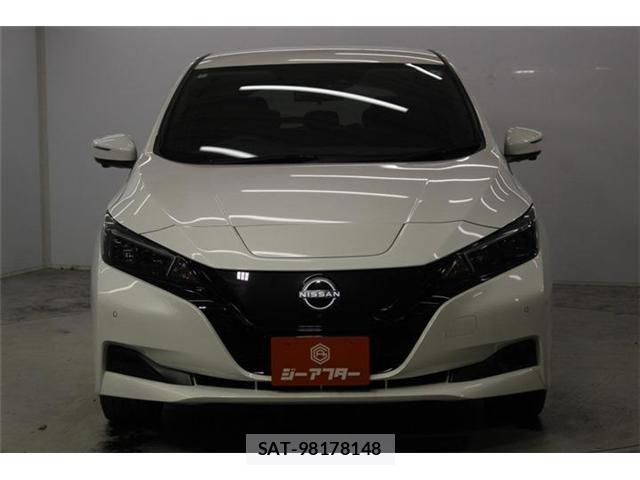 Nissan LEAF 2022-07 8780790-1
