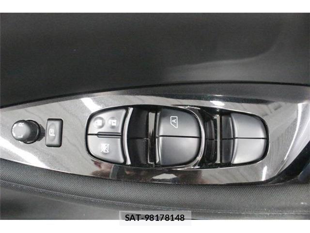 Nissan LEAF 2022-07 8780790-28