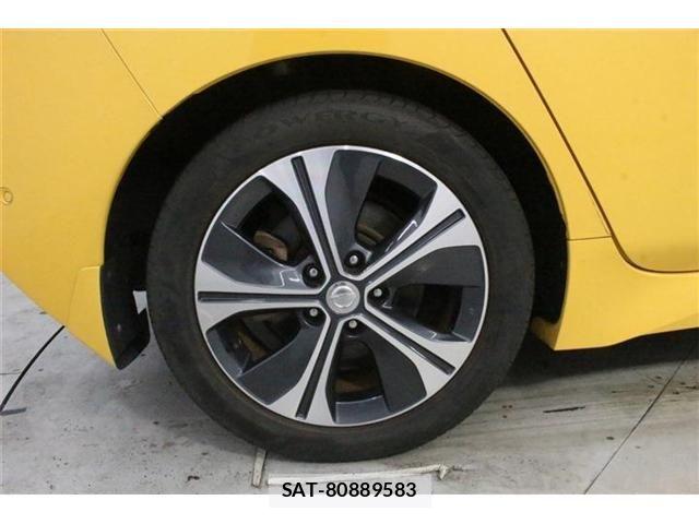 Nissan LEAF 2018-07 8780806-25