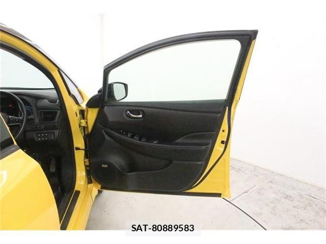 Nissan LEAF 2018-07 8780806-29