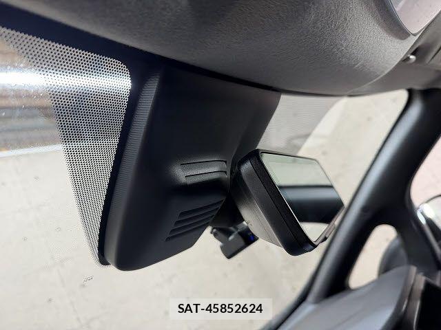 Nissan LEAF 2021-08 8780798-16