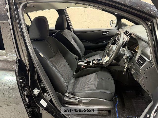 Nissan LEAF 2021-08 8780798-6