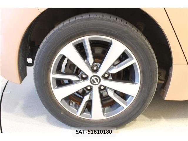 Nissan LEAF 2021-10 8780788-23