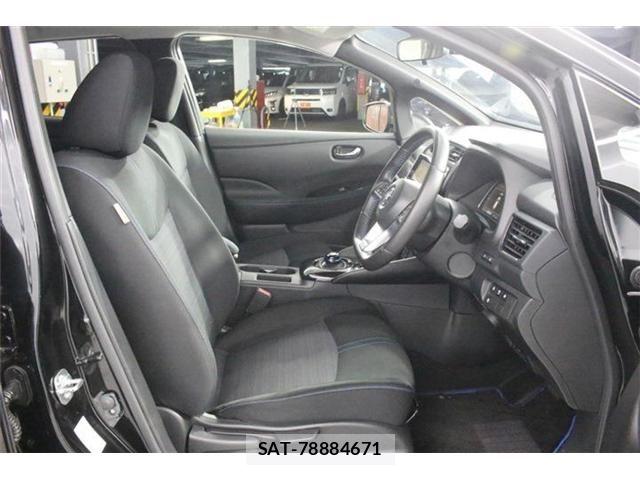 Nissan LEAF 2020-11 8780791-26