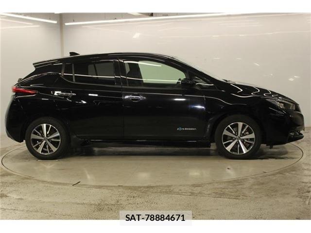 Nissan LEAF 2020-11 8780791-3