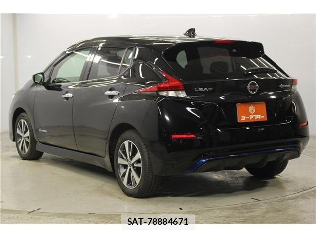 Nissan LEAF 2020-11 8780791-6