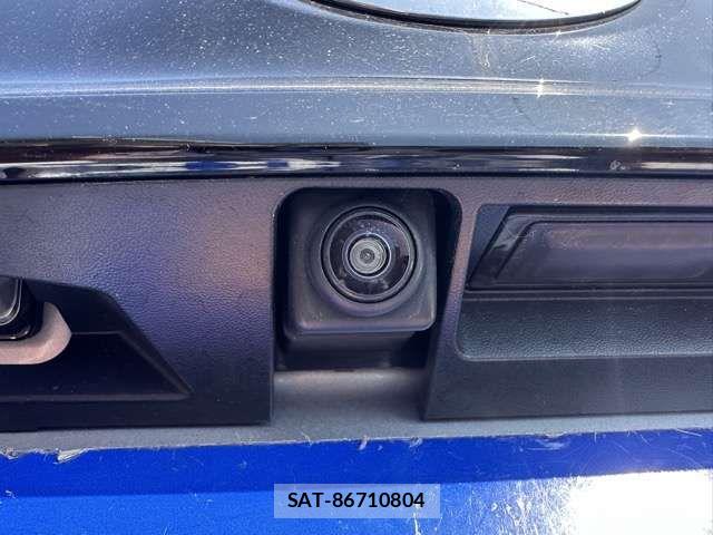 Nissan LEAF 2019-07 8796408-10