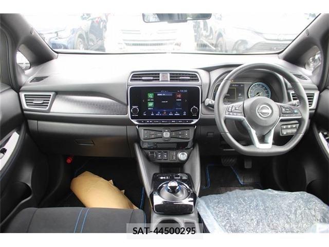 Nissan LEAF 2022-01 8796410-20