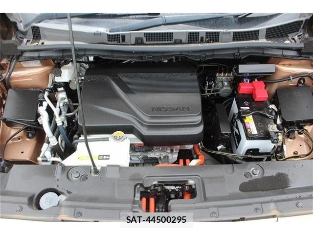 Nissan LEAF 2022-01 8796410-29