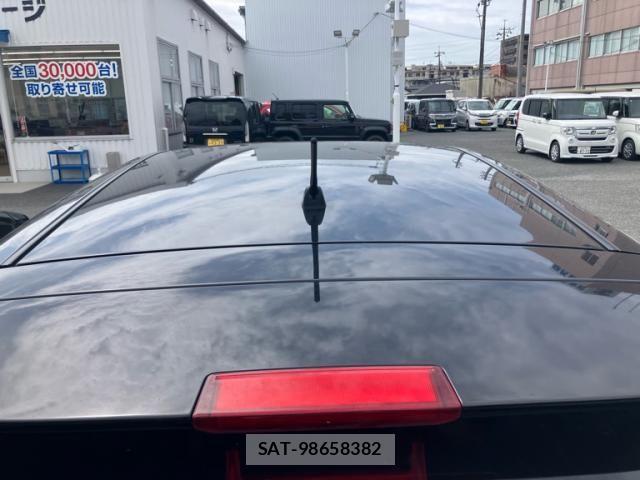 Nissan LEAF 2018-02 8796414-6