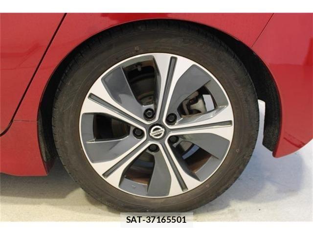 Nissan LEAF 2020-03 8796409-23