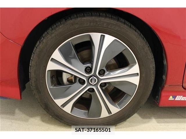 Nissan LEAF 2020-03 8796409-24