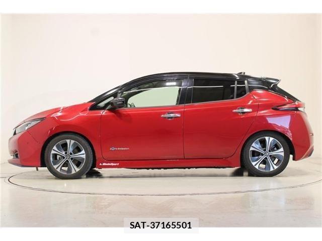 Nissan LEAF 2020-03 8796409-8