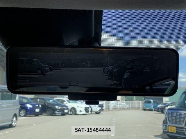 Nissan LEAF 2020-03 8796412-20
