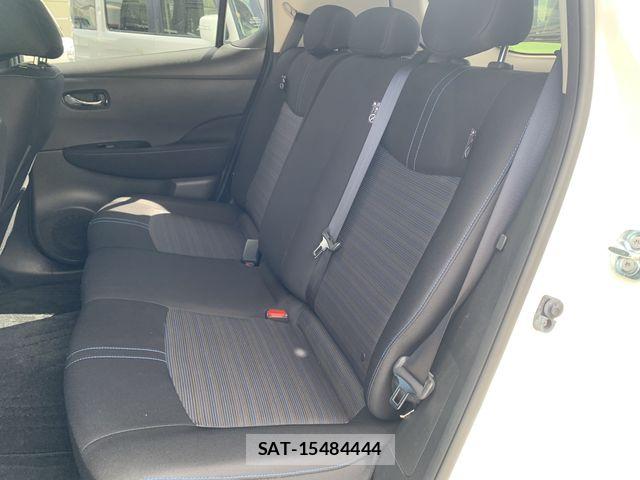 Nissan LEAF 2020-03 8796412-24