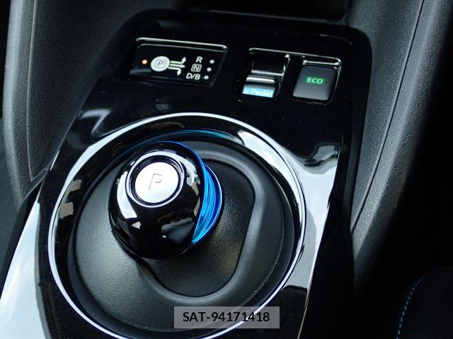 Nissan LEAF 2021-04 8796405-10