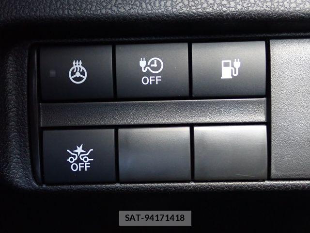 Nissan LEAF 2021-04 8796405-12