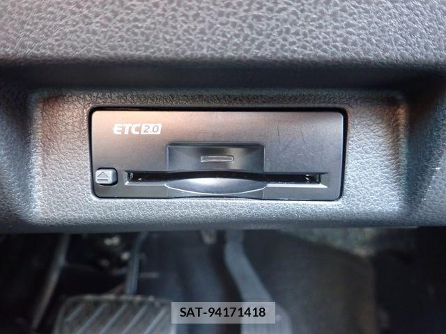 Nissan LEAF 2021-04 8796405-13