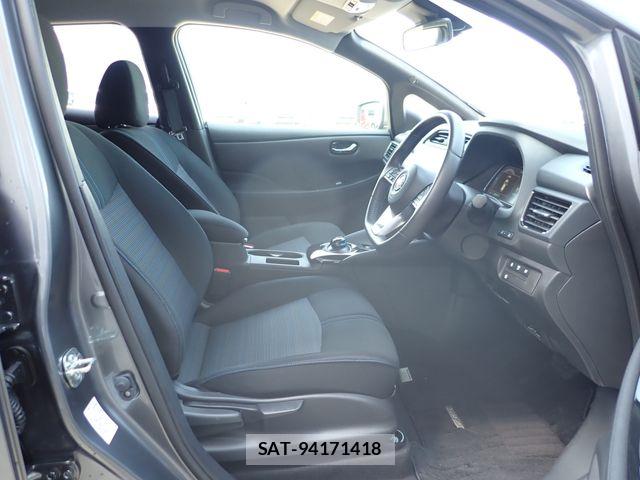 Nissan LEAF 2021-04 8796405-14