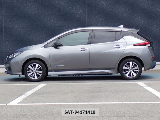 Nissan LEAF 2021-04 8796405-17