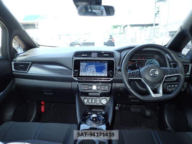 Nissan LEAF 2021-04 8796405-1