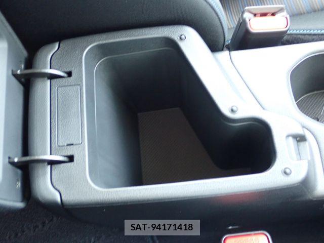 Nissan LEAF 2021-04 8796405-22