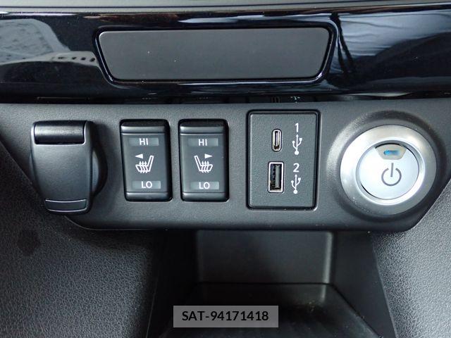 Nissan LEAF 2021-04 8796405-24