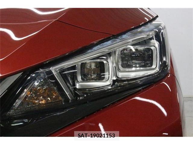 Nissan LEAF 2017-12 8796413-14