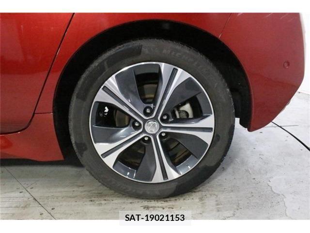 Nissan LEAF 2017-12 8796413-24