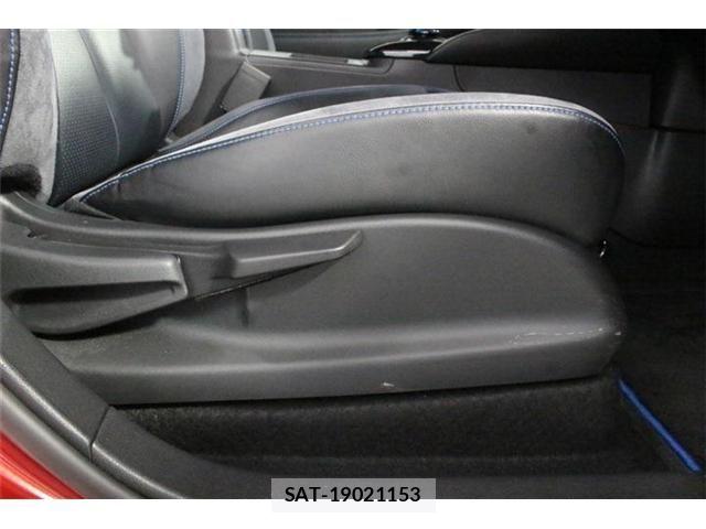 Nissan LEAF 2017-12 8796413-27
