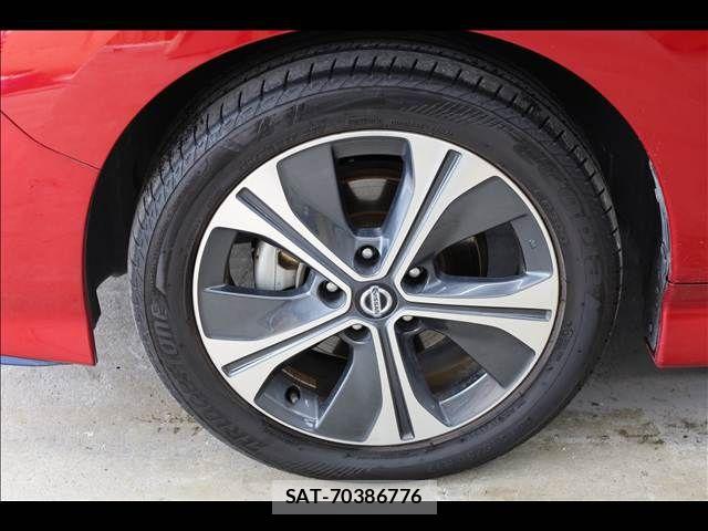 Nissan LEAF 2020-02 8796411-13