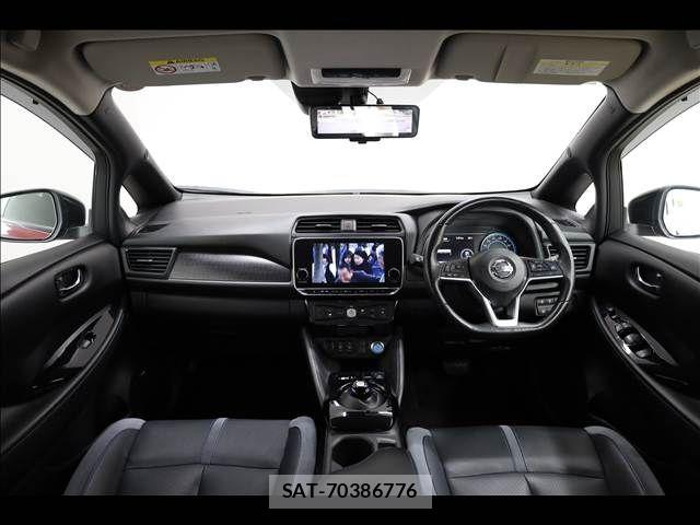 Nissan LEAF 2020-02 8796411-2