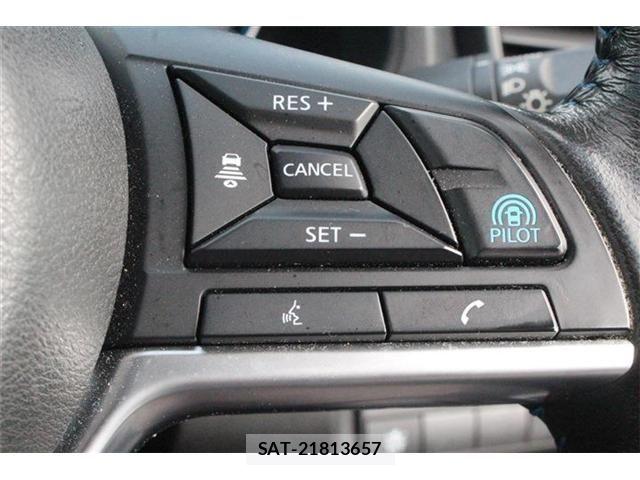 Nissan LEAF 2021-06 8829855-5
