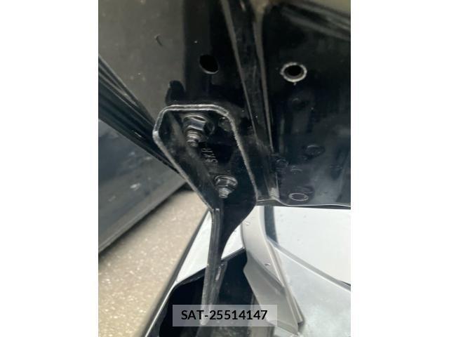 Nissan LEAF 2018-08 8829857-10