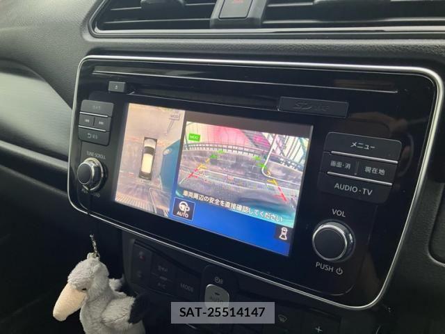 Nissan LEAF 2018-08 8829857-19
