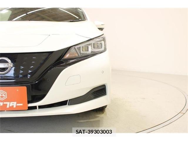 Nissan LEAF 2022-01 8829854-13