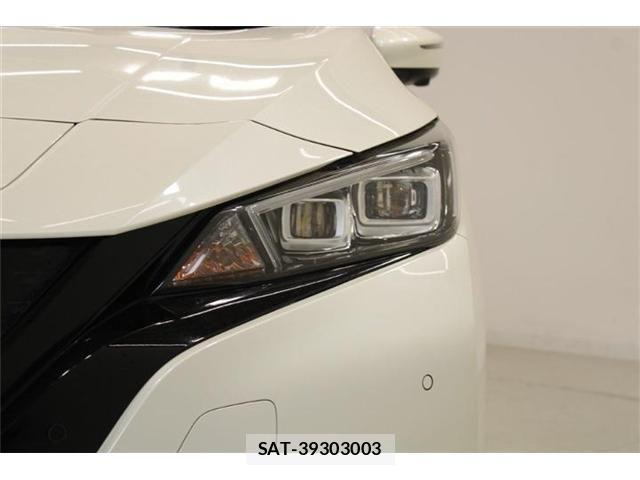Nissan LEAF 2022-01 8829854-14