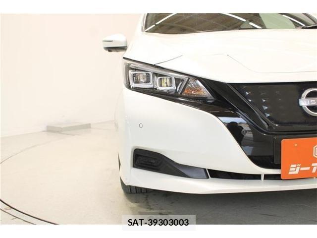 Nissan LEAF 2022-01 8829854-15