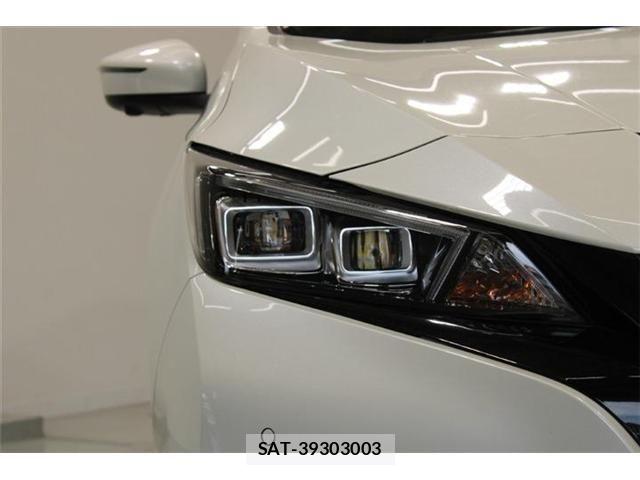 Nissan LEAF 2022-01 8829854-16