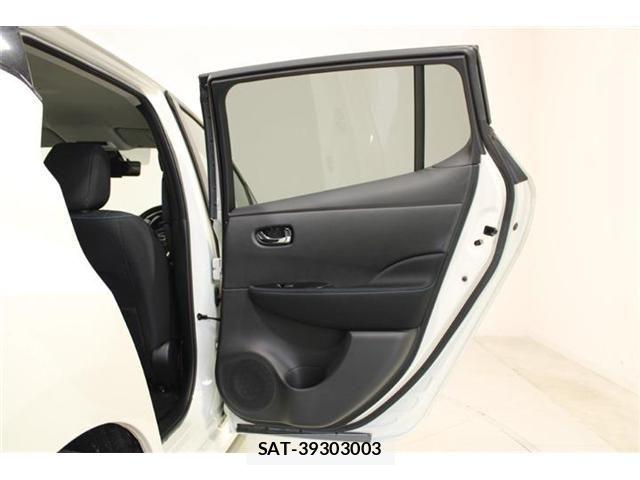 Nissan LEAF 2022-01 8829854-28