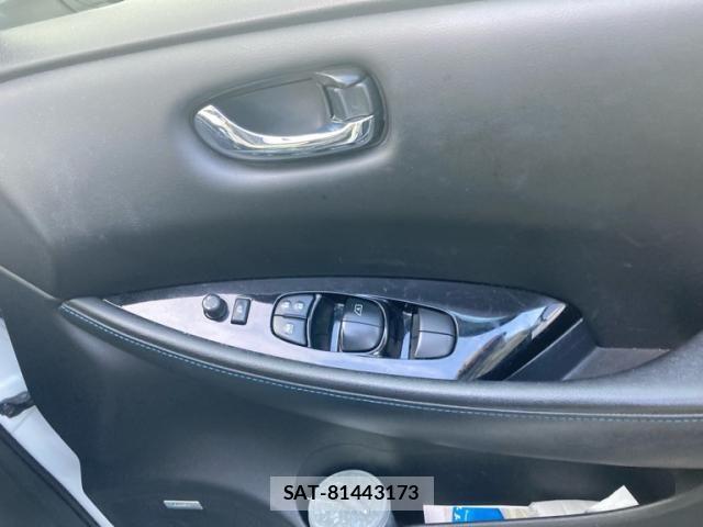 Nissan LEAF 2017-10 8829856-9