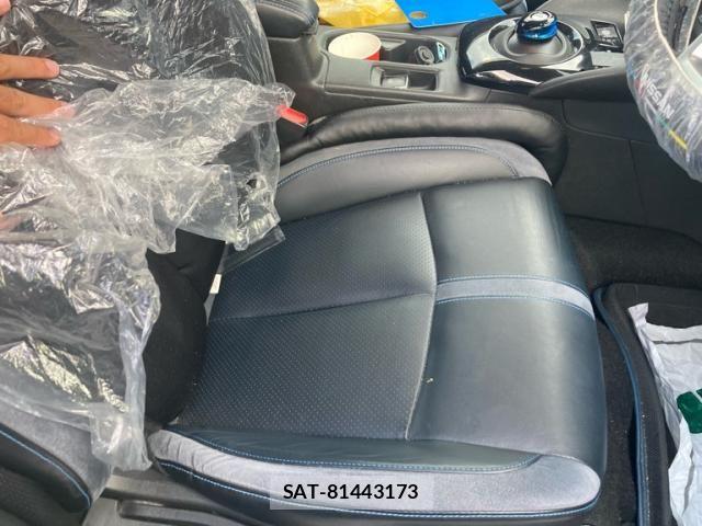 Nissan LEAF 2017-10 8829856-16