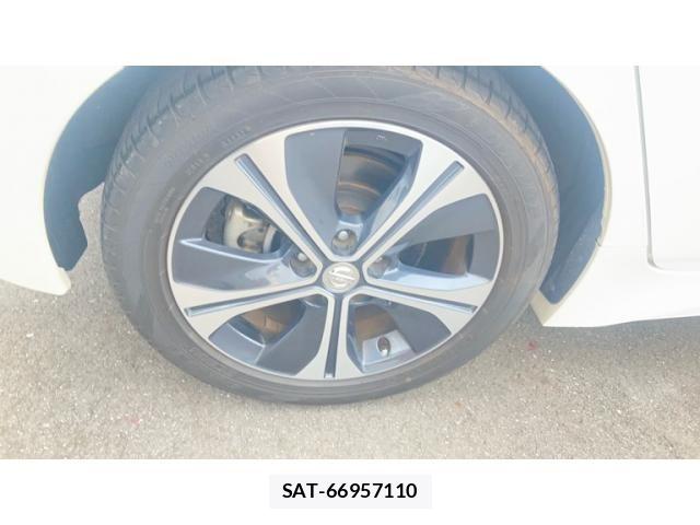 Nissan LEAF 2018-01 8849528-11